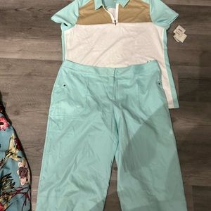 Izod light turquoise women’s golf set never worn